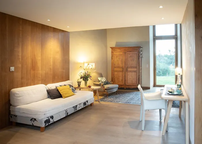 La Queurie 3* La Courbe